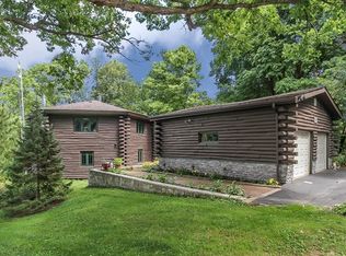 372 River Bluff Rd, Elgin, IL 60120