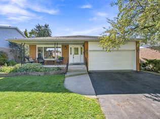90 Pringle Ave, Markham, ON L3P3L3