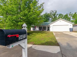 5472 Lombardy Dr, Lula, GA 30554