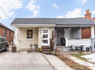 493 Jane St, Toronto, ON M6S4A1