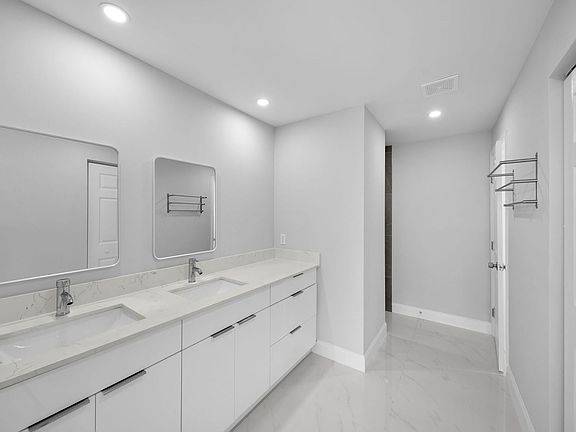 3rd image of 1829 NW 7th Pl