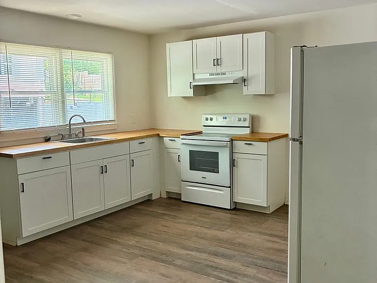 109 Signal View St — Photo 9