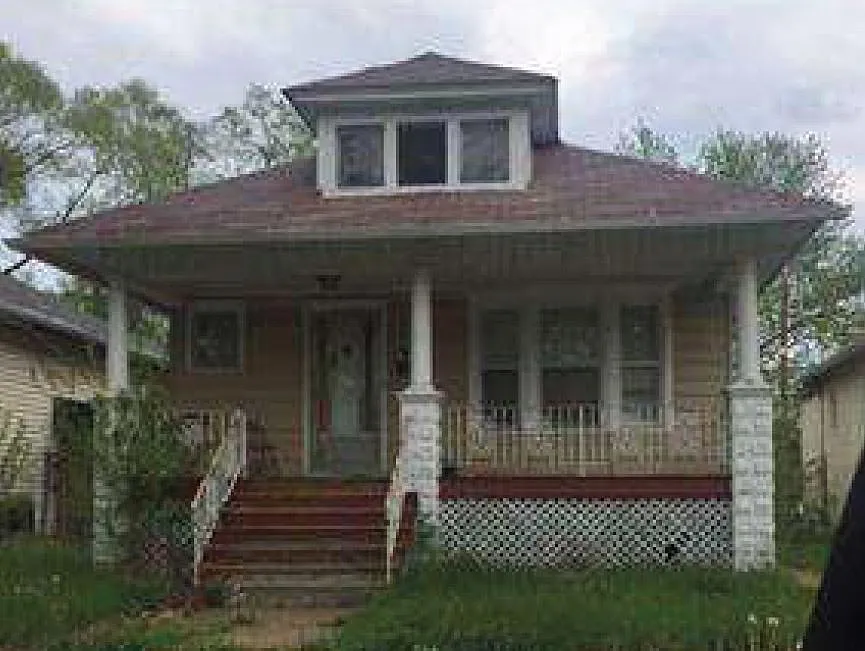 11153 S Normal Ave photo 1
