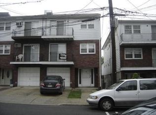 313 Neptune Ave, Jersey City, NJ 07305