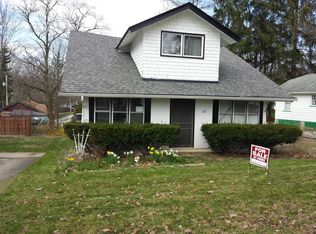 60 Bungalow Bay Blvd, Chippewa Lake, OH 44215