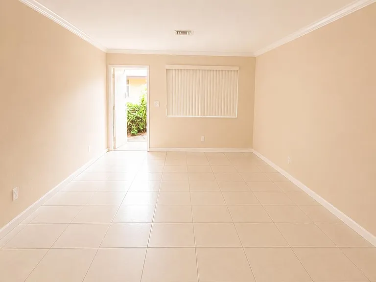 3609 Polk St #2 — Photo 6