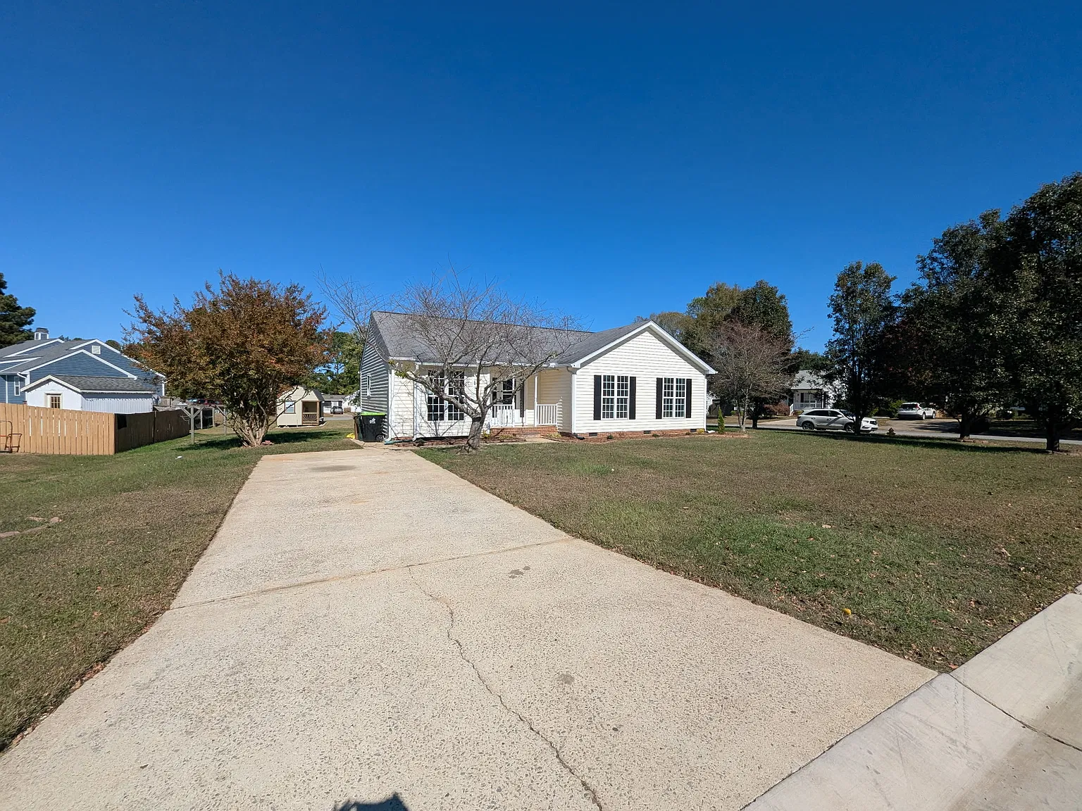 3 bed, 1309 sqft, $1,800 — Photo 3