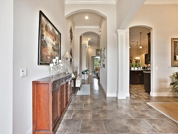 3rd image of 32427 Silvercreek Way