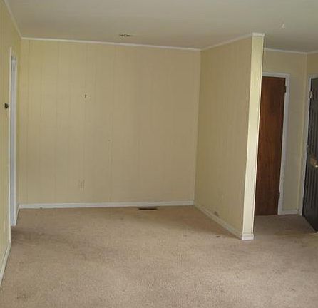 4th image of 229 Canford Dr