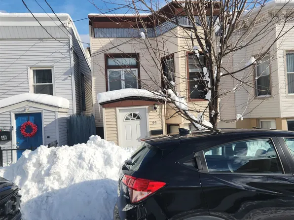 44 Pierce Avenue image 1 of 21