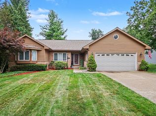 1954 Glenvale Dr SW, Wyoming, MI 49519