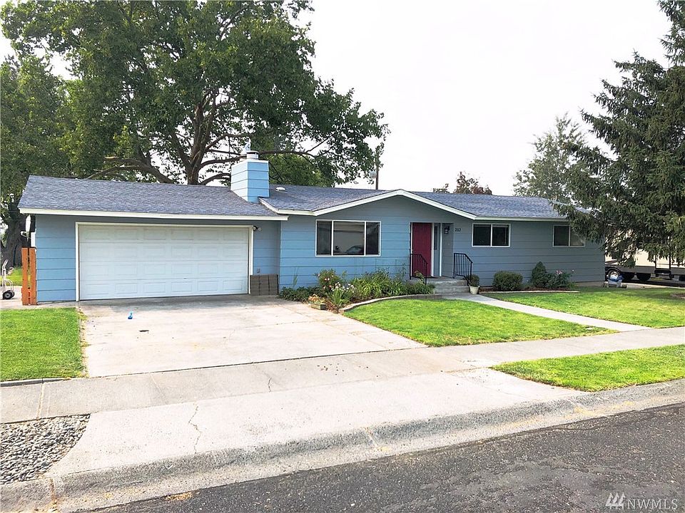 1st image of 2112 S Crestmont Dr