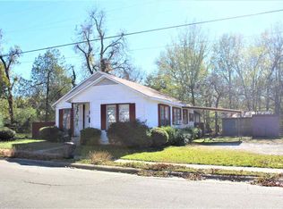 540 E Austin St, Paris, TX 75460