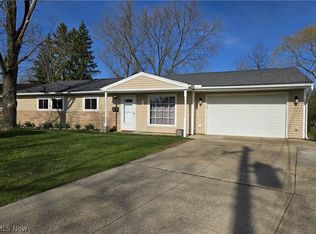 6279 Tonbridge Ct, Bedford Heights, OH 44146