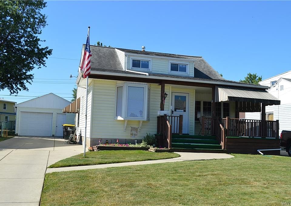 1st image of 240 Cresthill Ave