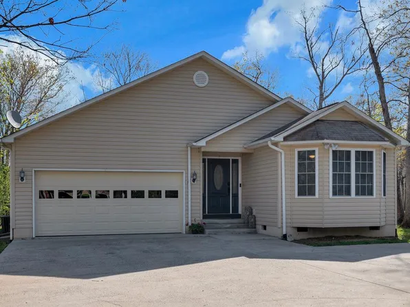 521 Liberty Blvd, Locust Grove, VA 22508