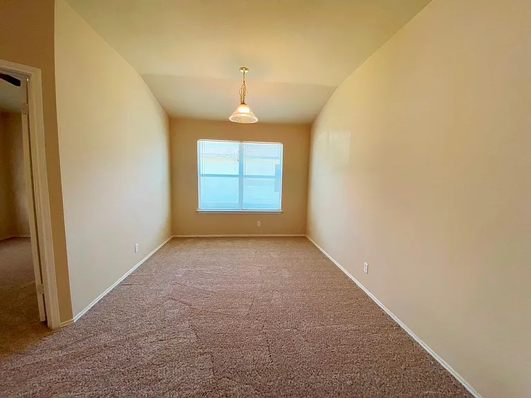 218 Jennifer Ln — Photo 13