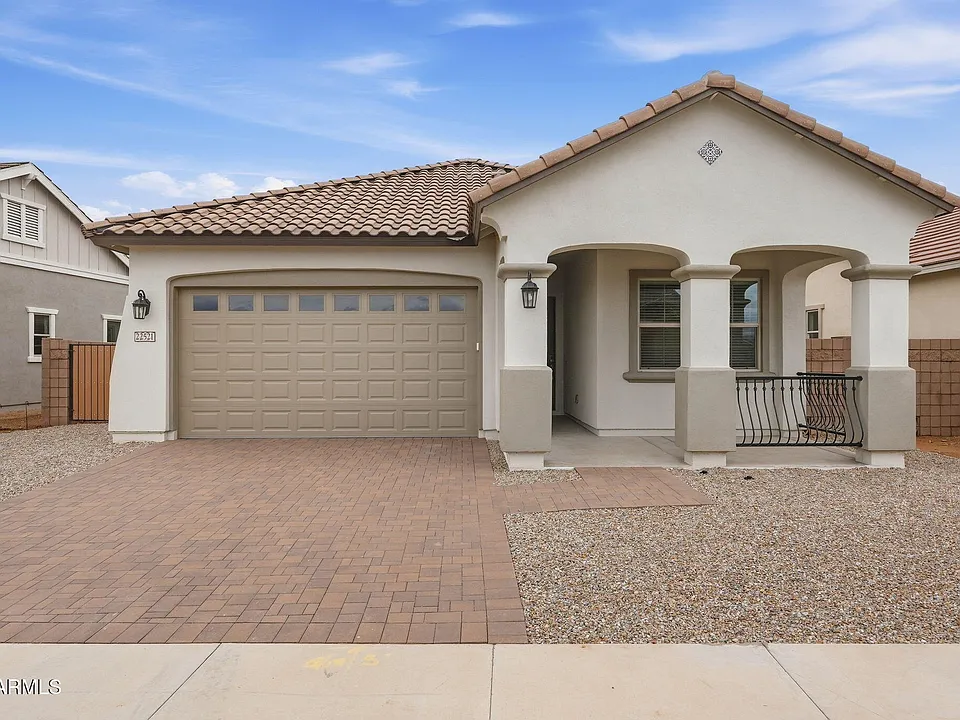 22521 E Cattle Dr