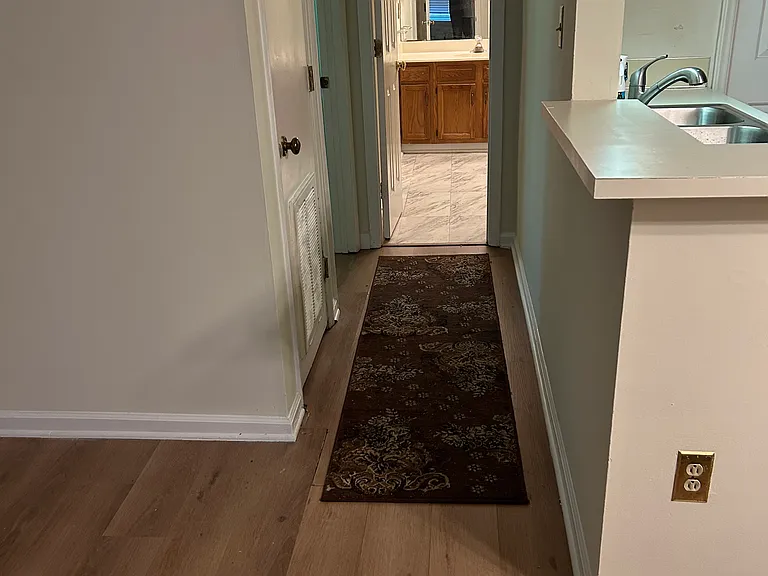 8121 Tremaine Ct #H — Photo 6