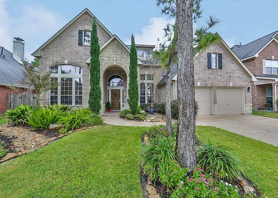 1st image of 14031 Sherburn Manor Dr