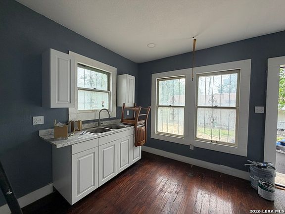 5th image of 116 Hot Wells Blvd #3
