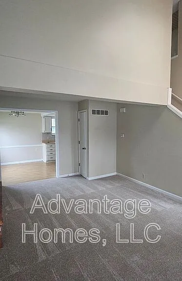 10832 Haskins St — Photo 10