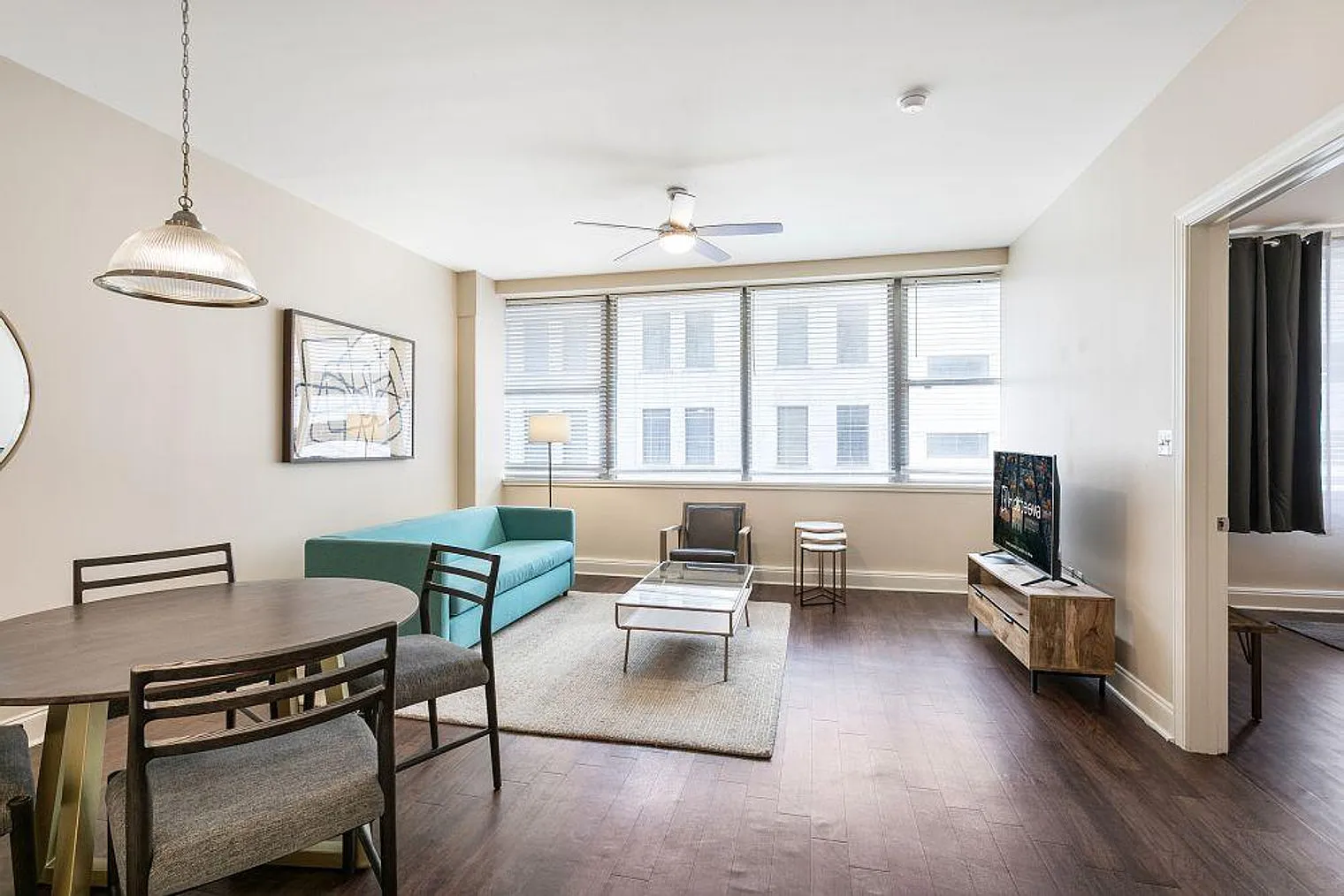 1 bed, 2.0 bath, 430 sqft, $4,233 — Photo 1