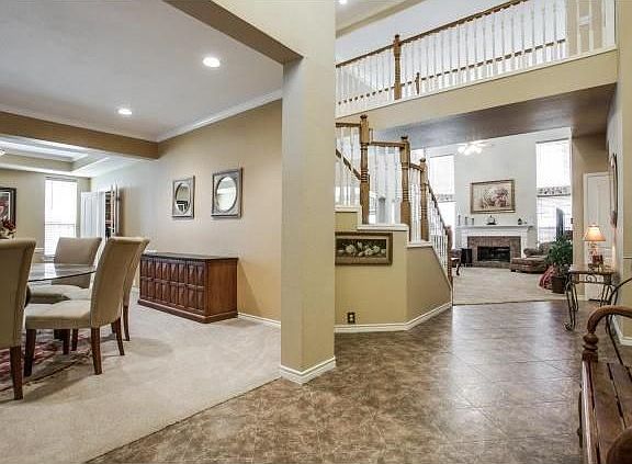 4th image of 4033 New Forest Dr