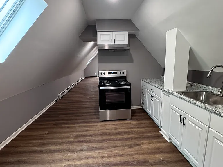 1805 N Kedzie Ave #3 — Photo 2