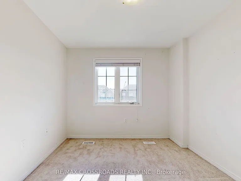 1638 Hetherington Dr — Photo 37