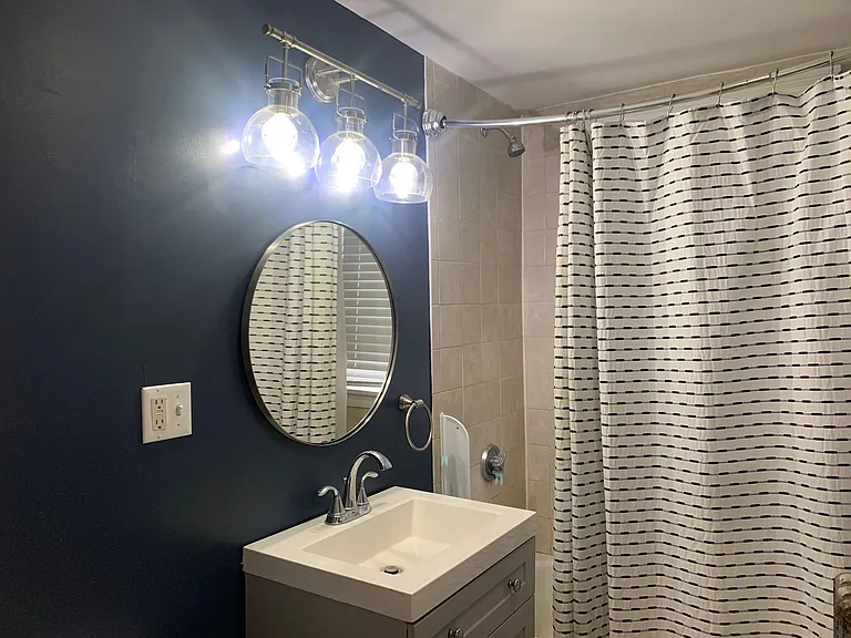 29 Gibson St #2L — Photo 7