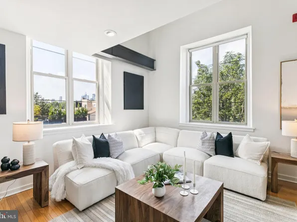 200 Christian St Unit 32, Philadelphia, PA 19147