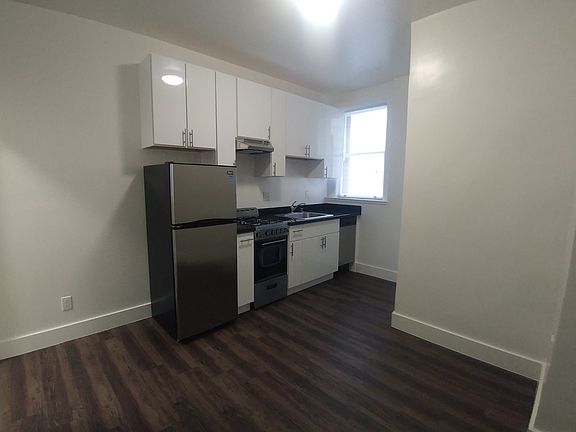 5th image of 142 McAllister St #321