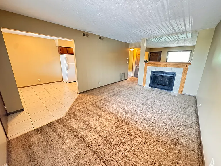 1825 Knox St #10 — Photo 8