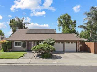 6102 E Shoshone Dr, Manteca, CA 95336