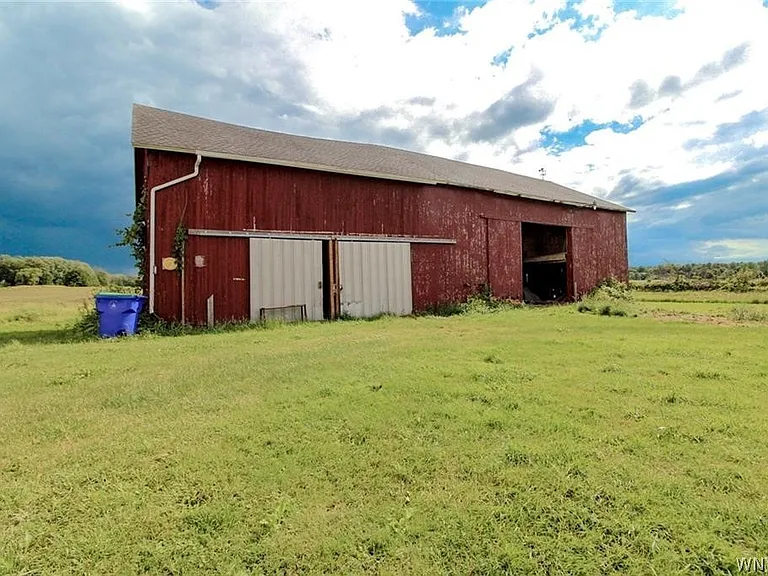 15634 Lakeshore Rd — Photo 37