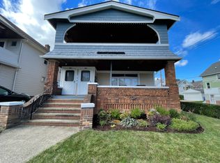 2110 Lewis Dr, Lakewood, OH