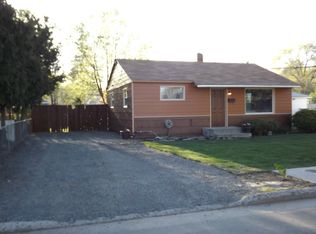 59 H St NE, Ephrata, WA 98823