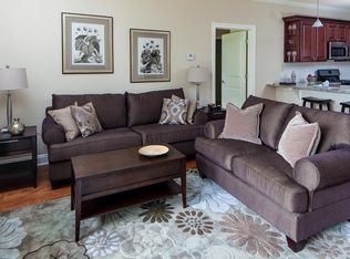 94 Burnett Ave APT 313, Maplewood, NJ 07040