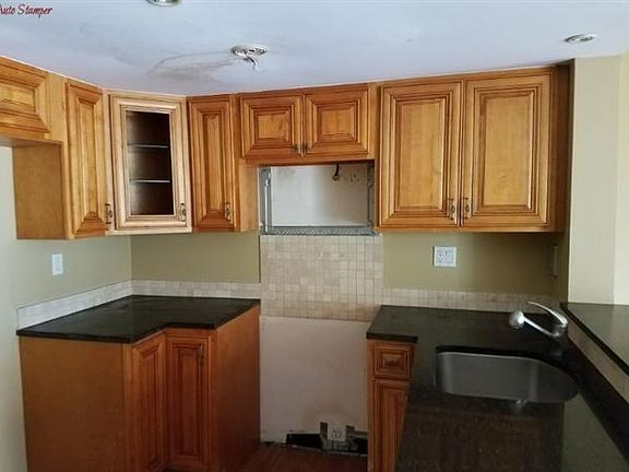 5th image of 8585 NW 6th Ln #9201