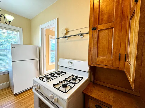 2545 Garfield Ave Photo 1