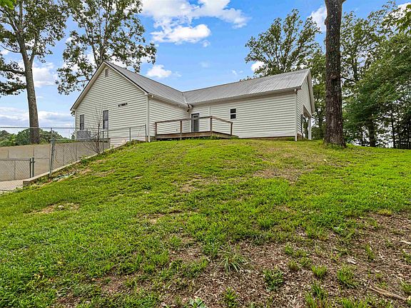 4th image of 286 Angel Dr
