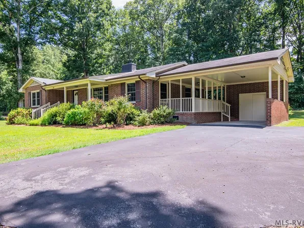 412 Garris St, Weldon, NC 27890