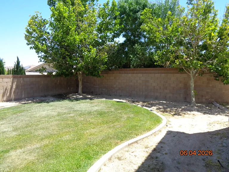 2045 W Avenue J #7 — Photo 30