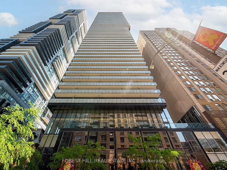 15 Grenville St #4708 — Photo 2