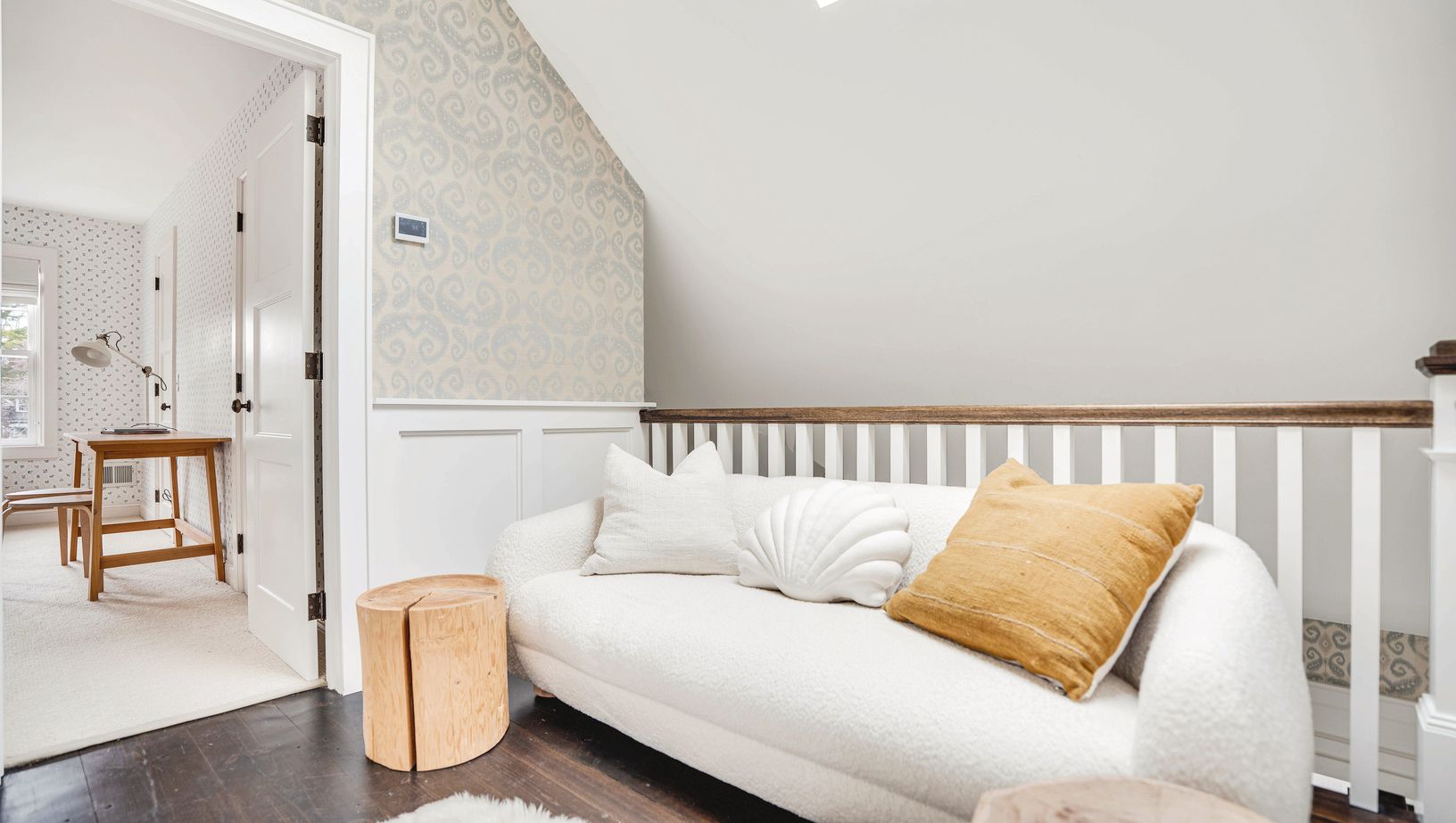  Second floor landing