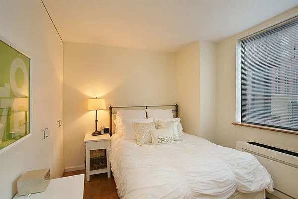 Rented by Corcoran | media 12