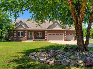 1022 NE Aspen Cir, Ankeny, IA 50021