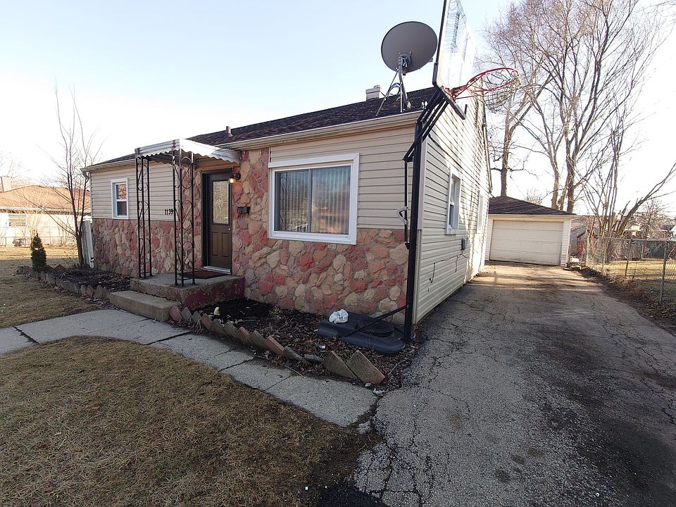 1st image of 1139 E Galena Blvd