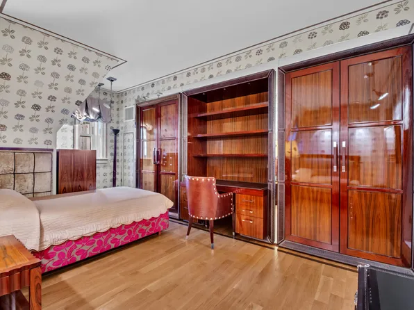 1 Central Park South image 19 of 28